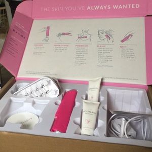 Hot pink Dermafash in box with extras 2019 model